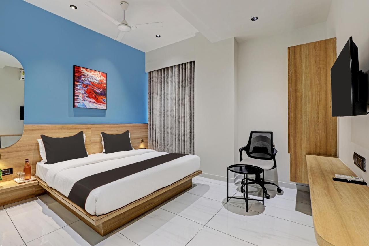 Hotel Lee Platinum Ahmedabad Exterior foto